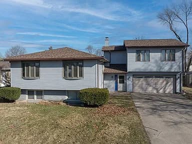 2470 Clark Ave — exterior photo