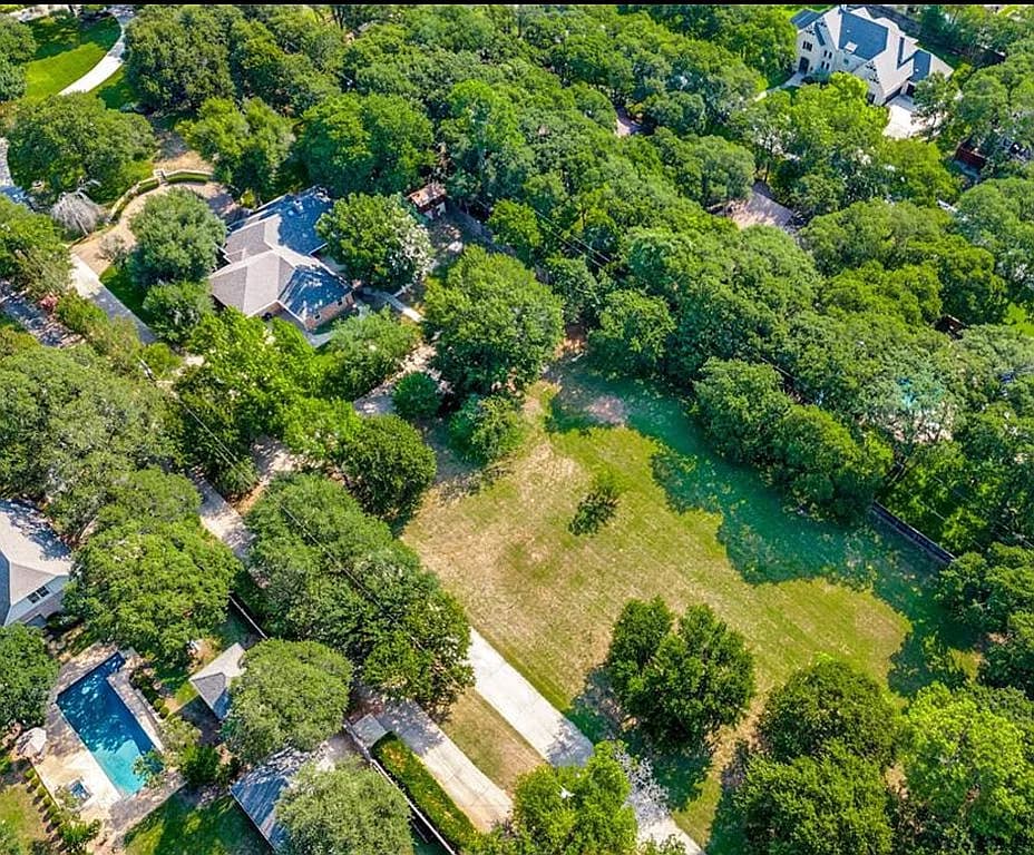 4615 Patterson Ln — exterior photo