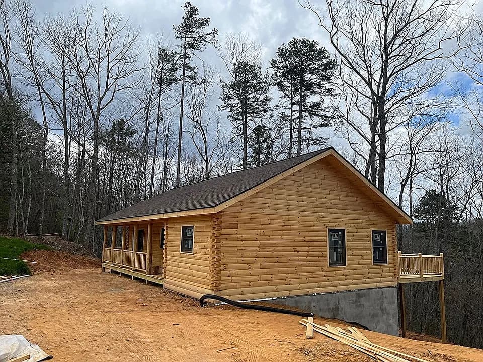 2045 Daylily Dr — exterior photo