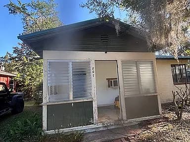 807 NW 24th Ave — exterior photo