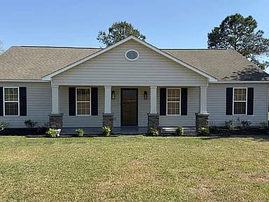 32 Saddle Dr — exterior photo
