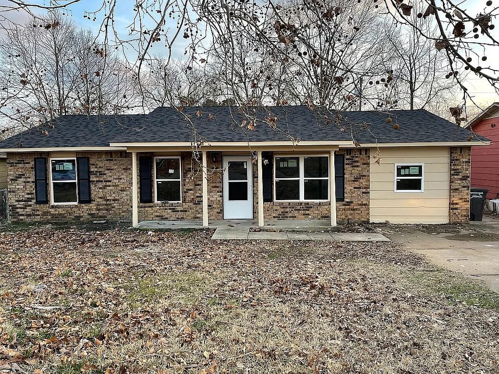 103 Briarfield Cv — exterior photo