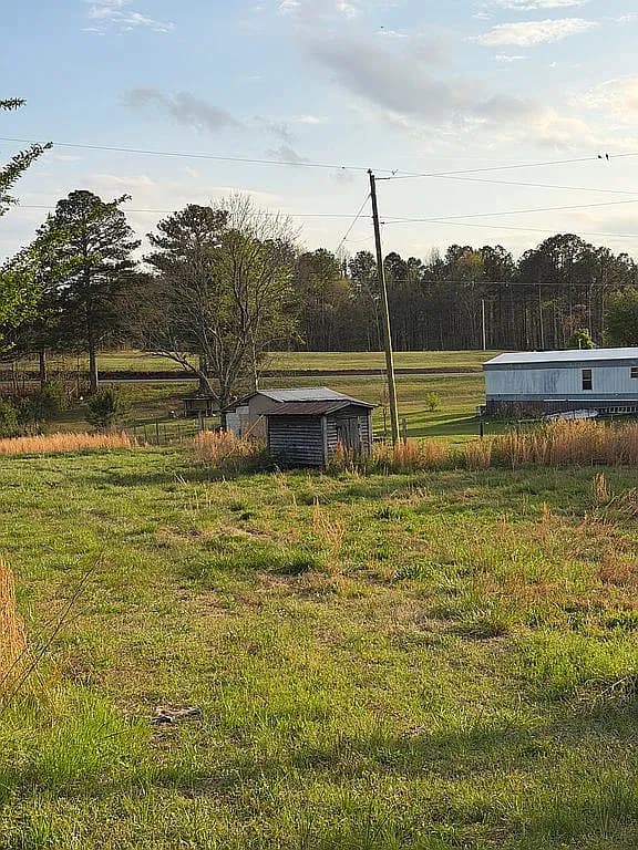 8214 County Road 70 — exterior photo
