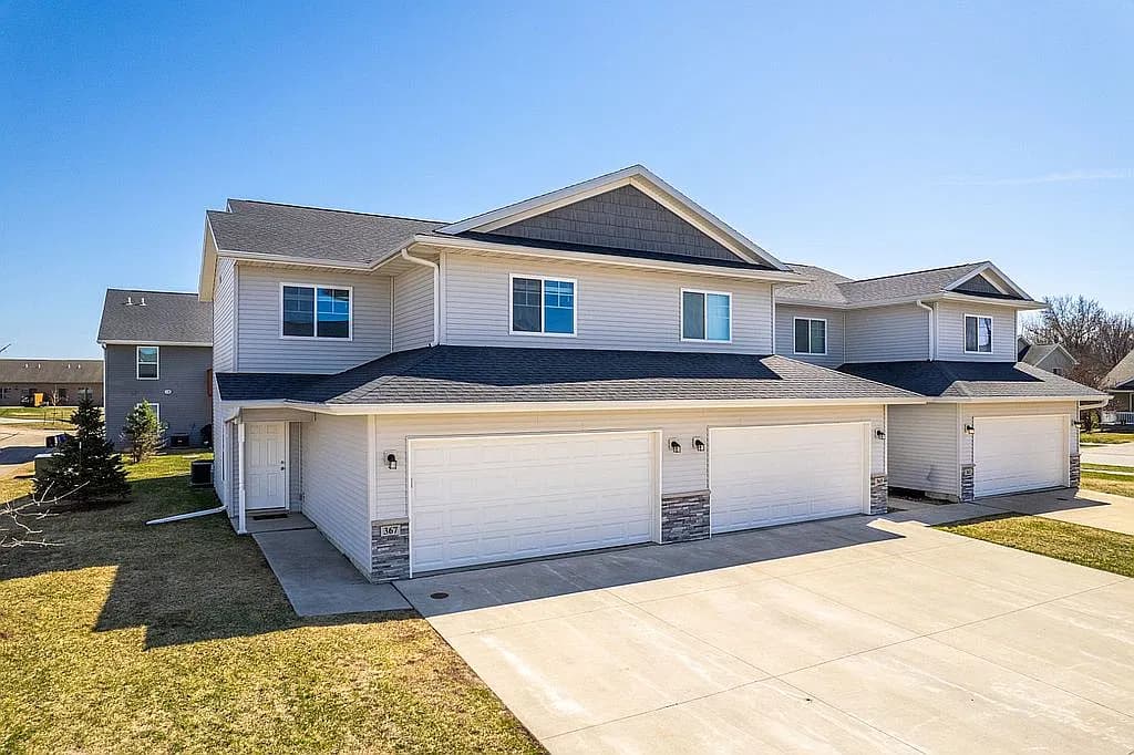 367 Aspen Ct — exterior photo