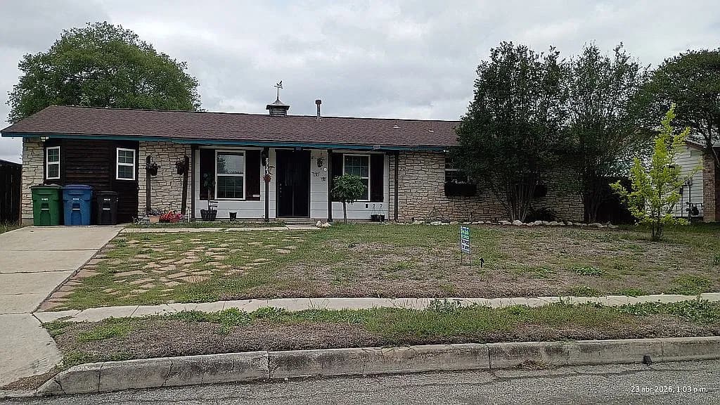8723 Bravo Valley St — exterior photo
