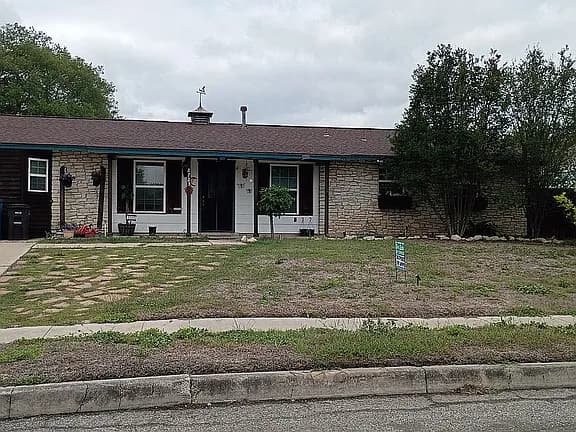 8723 Bravo Valley St — exterior photo
