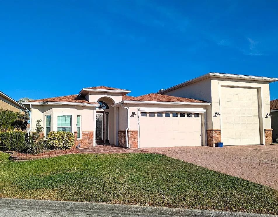 3608 Blackmoor Ln — exterior photo