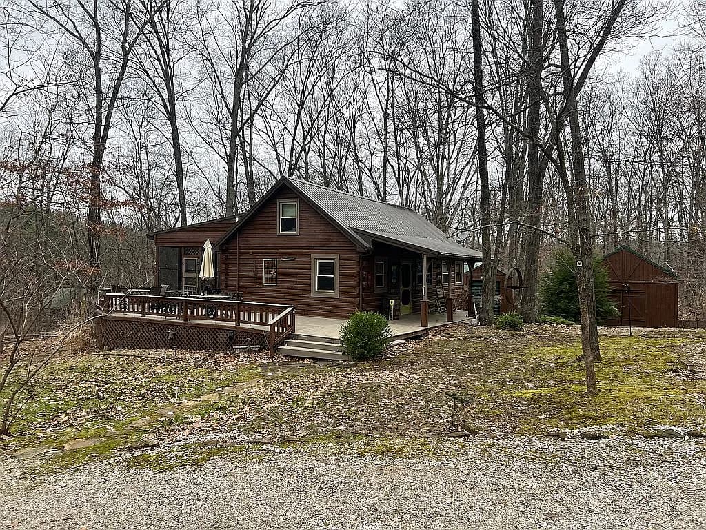 3331 N Shamrock Ln — exterior photo