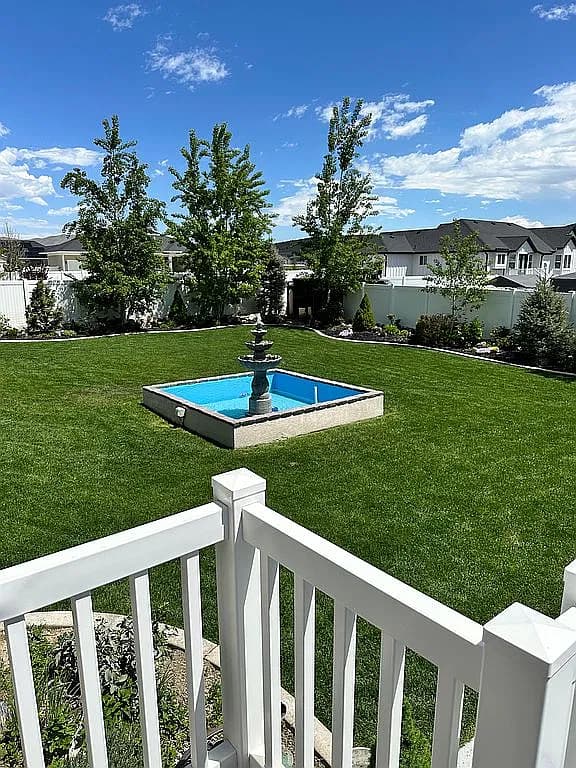 6372 N Davis Knolls Dr — exterior photo