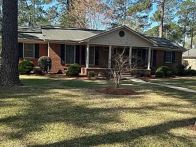 1710 Pineknoll Ln — exterior photo