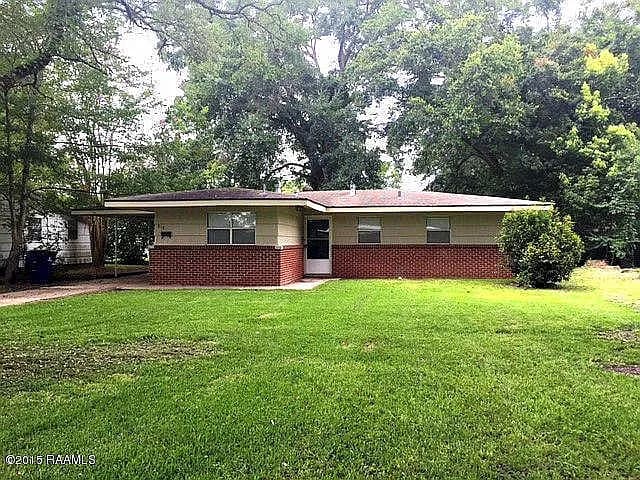 819 Chickasaw Dr — exterior photo