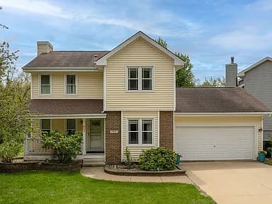4921 Willowbend Rd NE — exterior photo