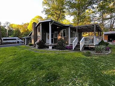 53 Valley View Ln — exterior photo