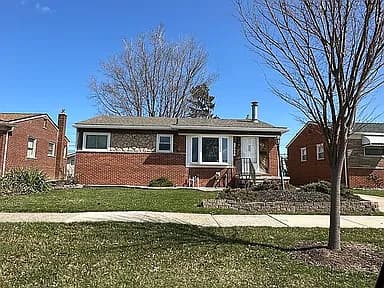 28936 Hughes St — exterior photo