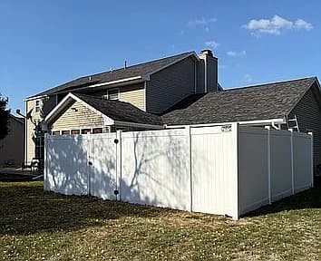 300 Gainesborough Ct — exterior photo