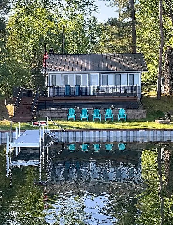 5906 Watling Rd — exterior photo