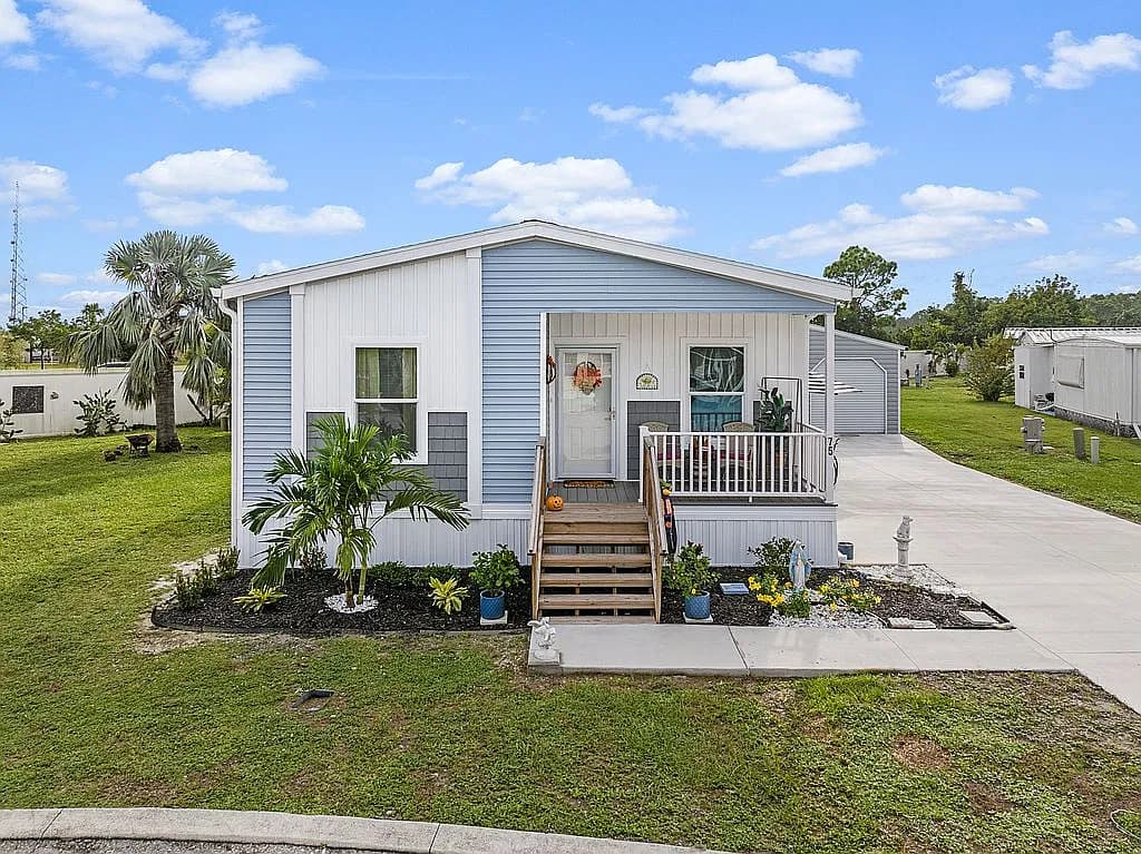 75 Sanders Ct — exterior photo