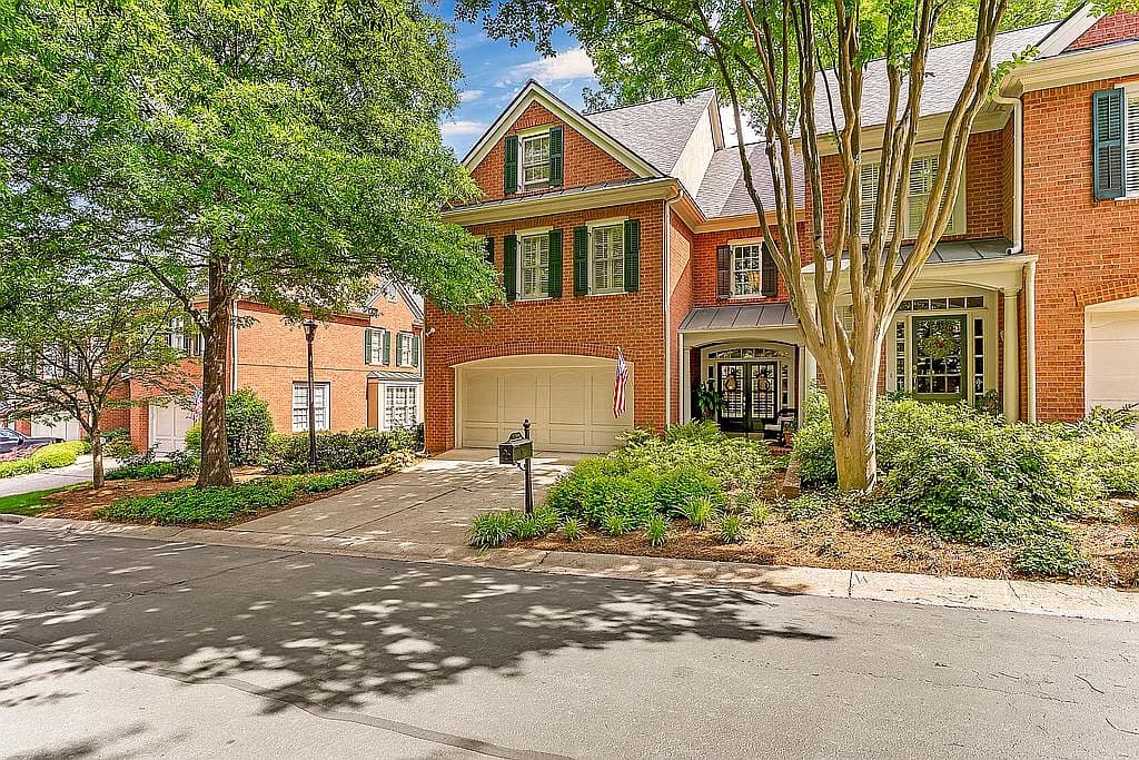 7744 Georgetown Chase — exterior photo