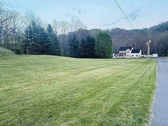 954 Brushfork Rd — exterior photo