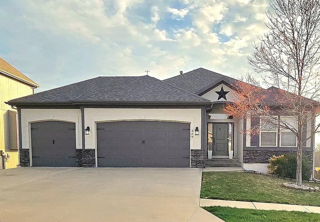 509 Sycamore Rd — exterior photo