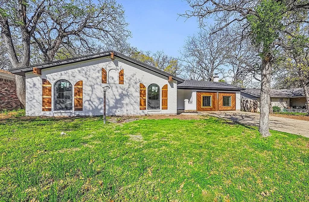 2804 Bent Tree Ln — exterior photo