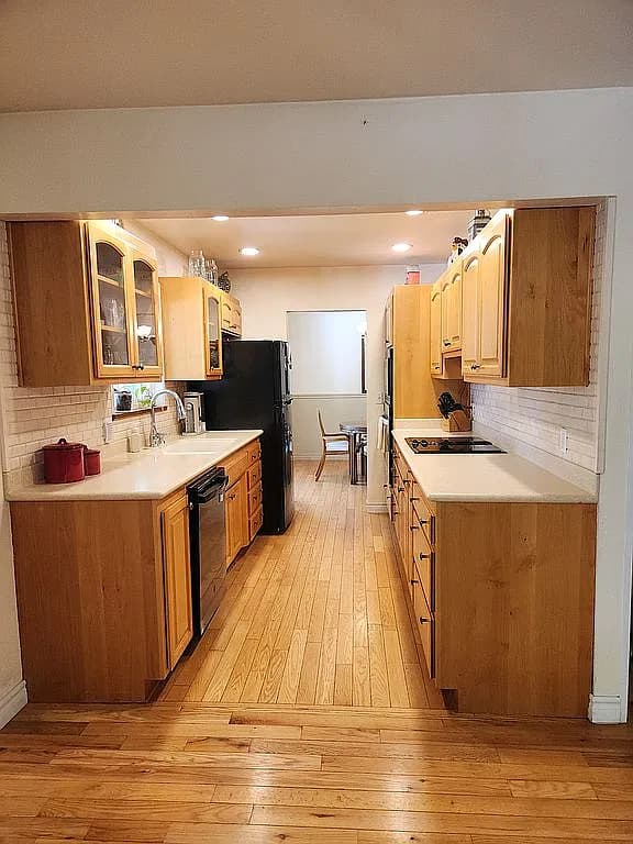 639 Evergreen Ln — exterior photo