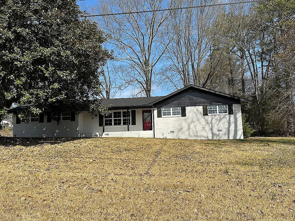 1410 Beverly Dr — exterior photo