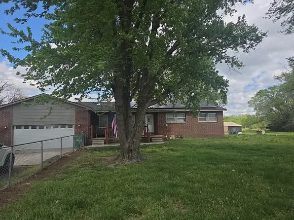 11030 S Anthony Ln — exterior photo