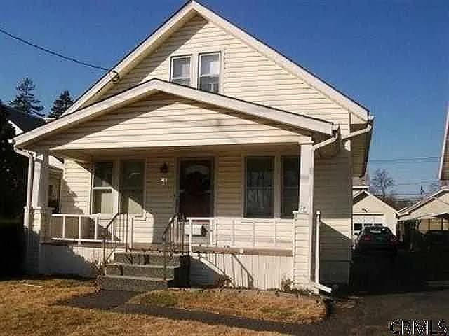 51 Oakland Ave — exterior photo