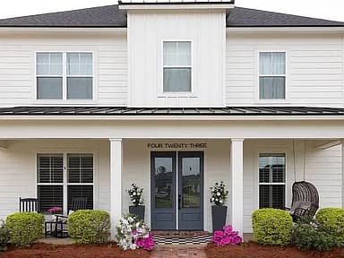 423 N Lost River Dr — exterior photo
