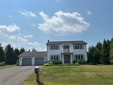 109 Dionne St — exterior photo