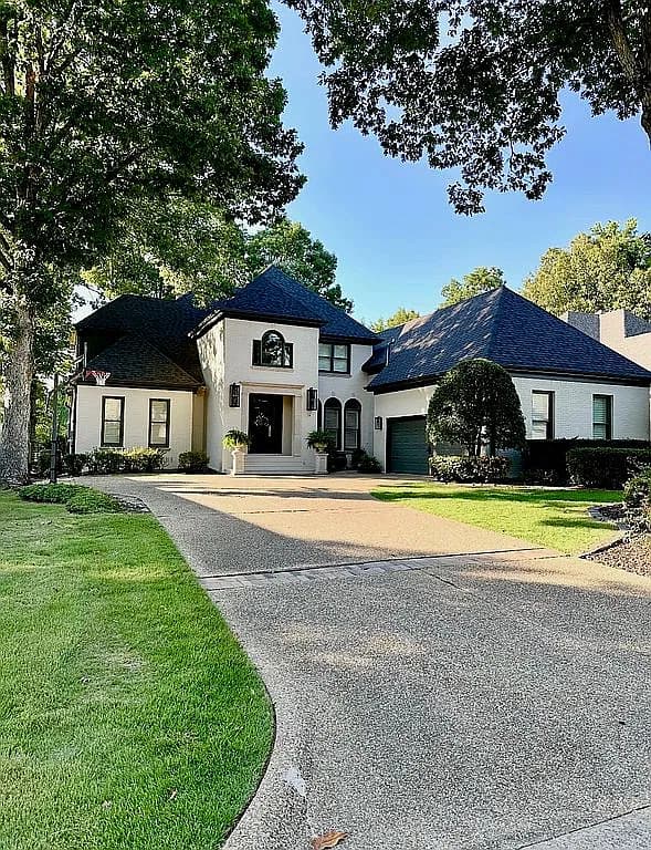 24 Duclair Ct — exterior photo