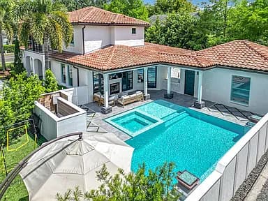 2614 Parkland Dr — exterior photo