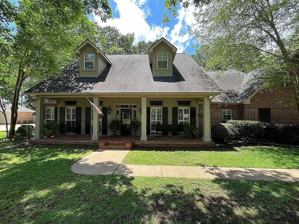5074 Laura Ln — exterior photo