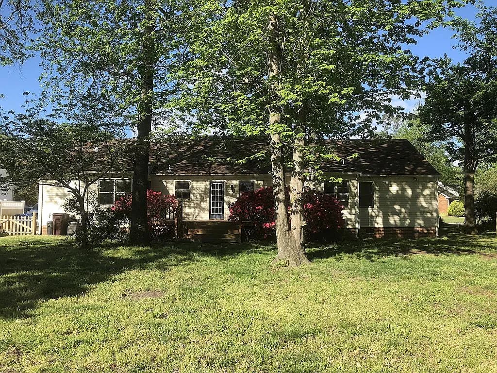 730 Beckley Ln — exterior photo