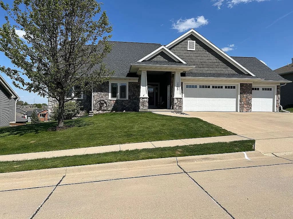 2230 Jo Ann Dr — exterior photo