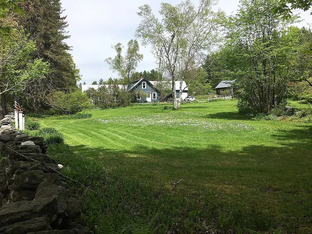 2766 Windham Hill Rd — exterior photo