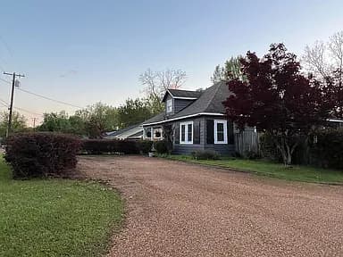 331 McCord St — exterior photo