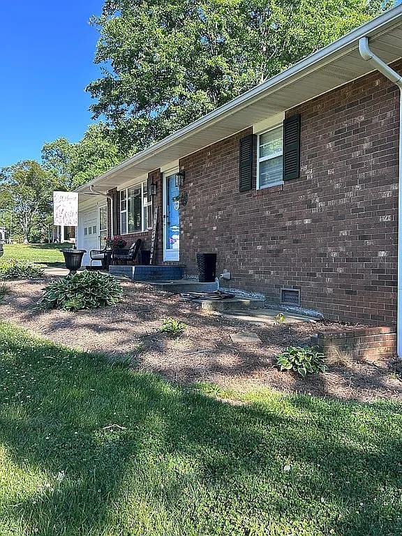 141 Marview Dr — exterior photo