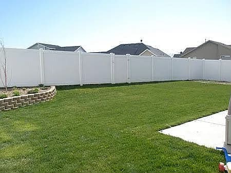 530 Red Oak Dr — exterior photo