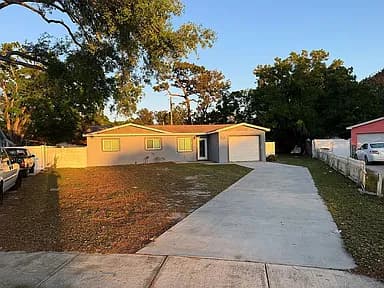 14665 Mockingbird Ln E — exterior photo