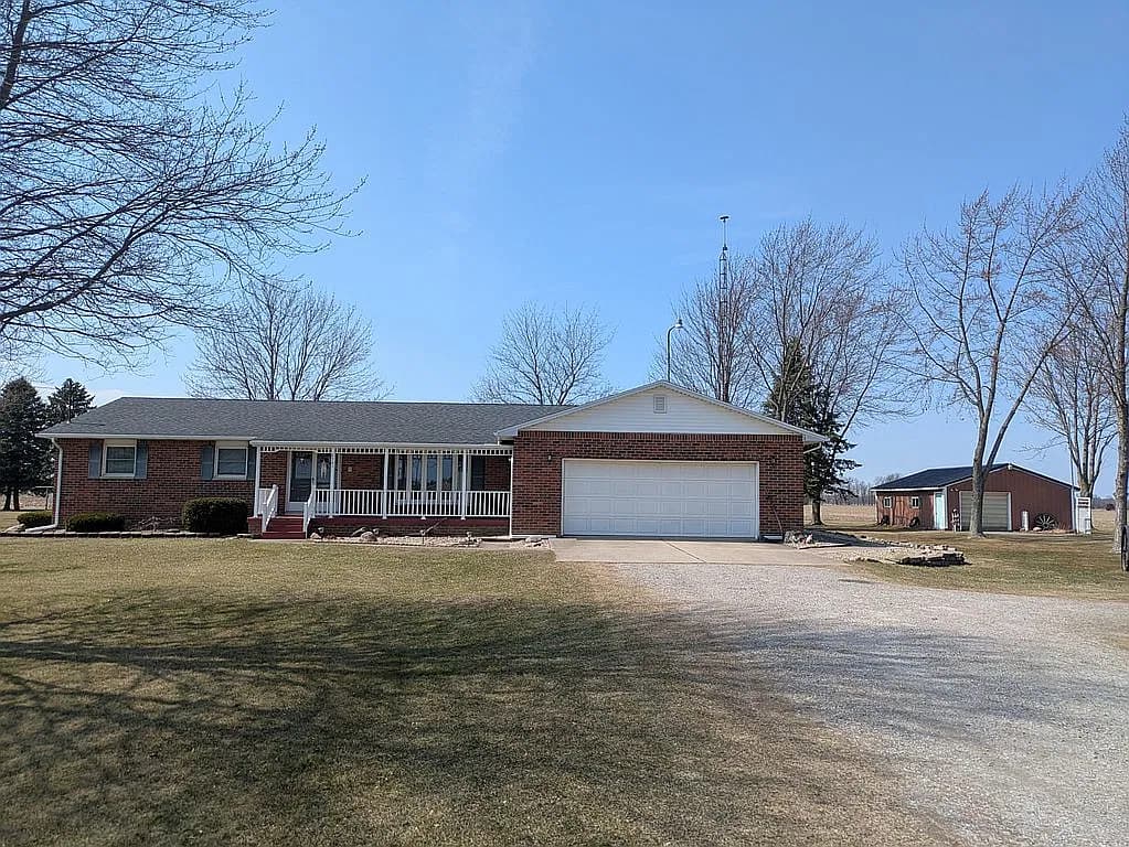 8781 State Rd — exterior photo