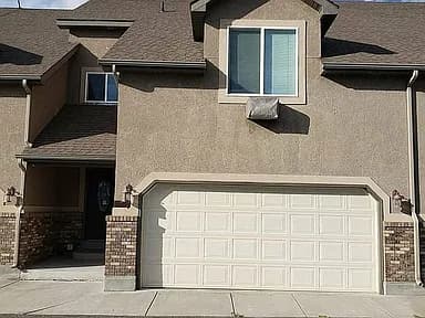 1603 Honeysuckle Loop — exterior photo