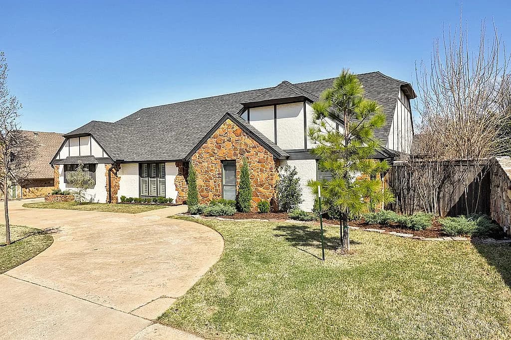 4511 Green Field Cir — exterior photo