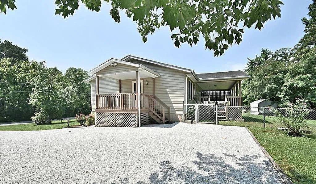 123 Stevens Cir — exterior photo