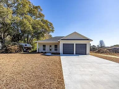 8338 Raleigh Cir — exterior photo