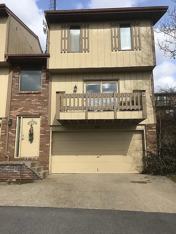 1230 Van Voorhis Rd APT E4 — exterior photo