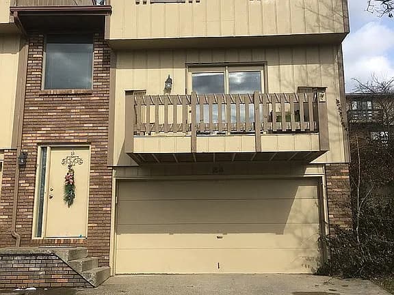 1230 Van Voorhis Rd APT E4 — exterior photo