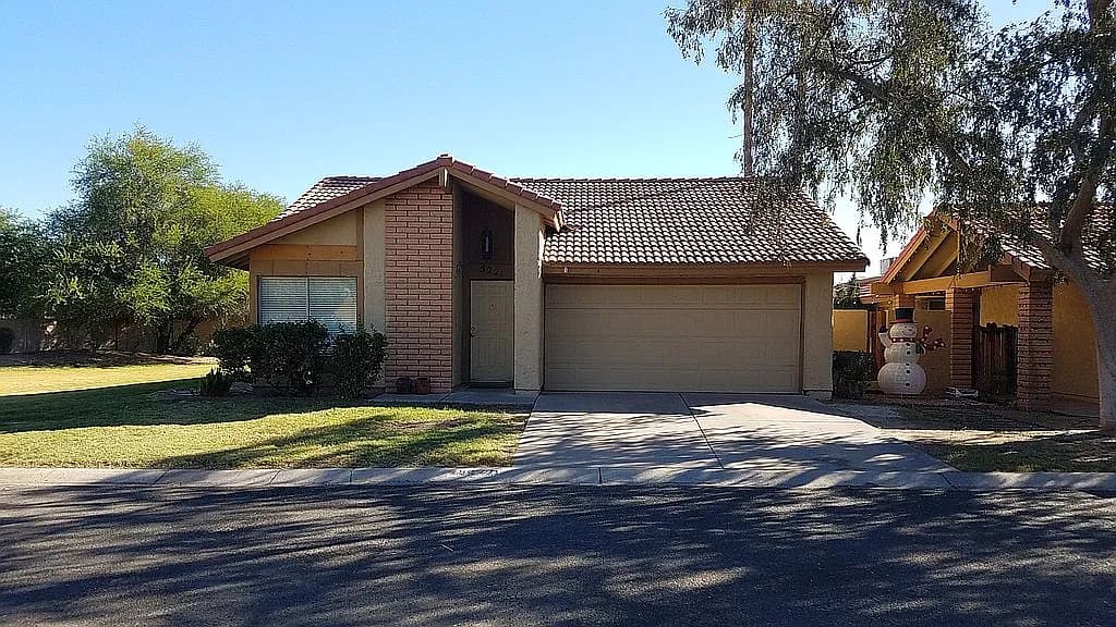 5221 E Saguaro Cir — exterior photo