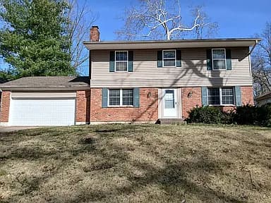 5243 N Lydia Ave — exterior photo